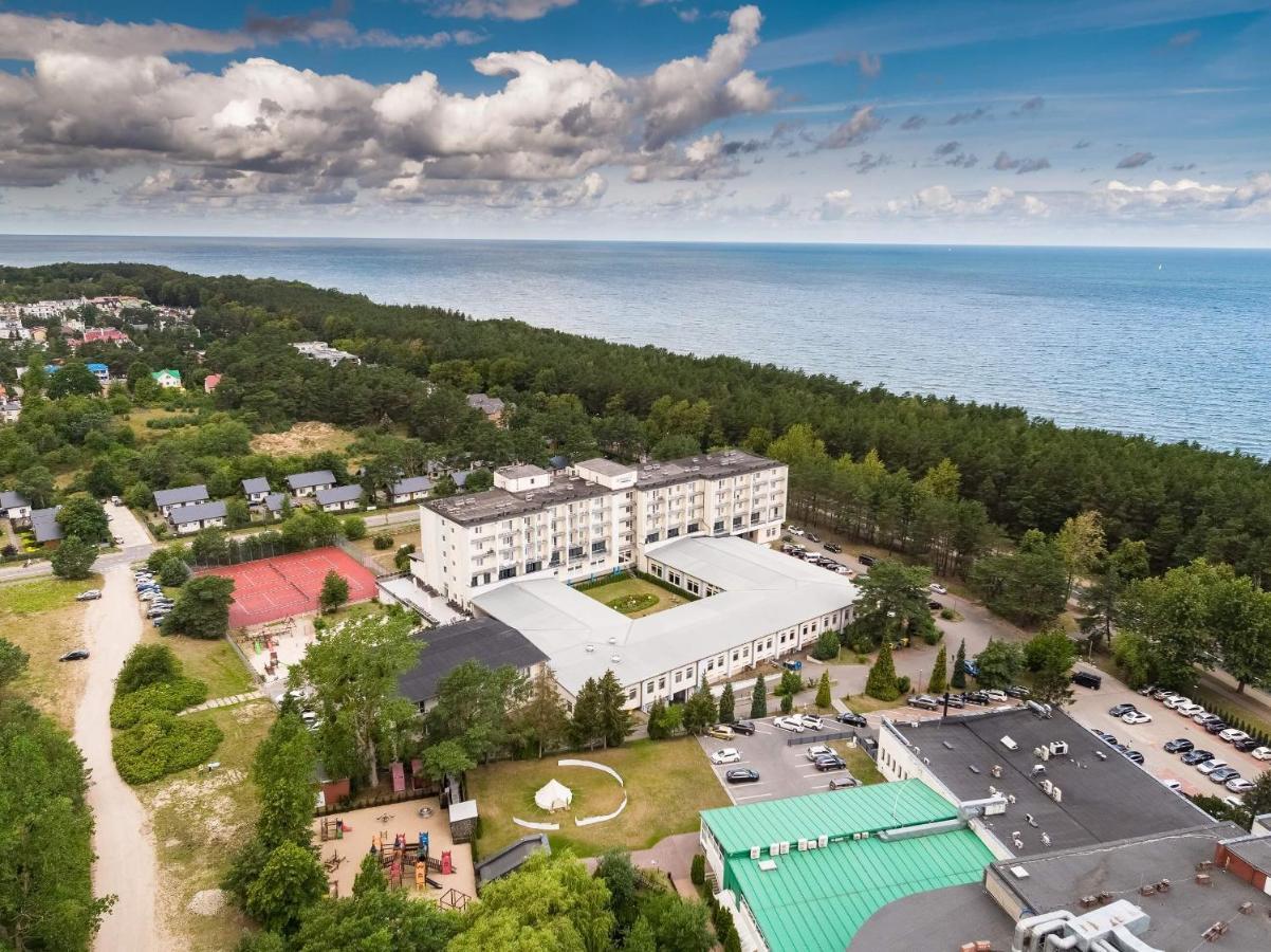 Hotel Astor Jastrzębia Góra Exterior foto